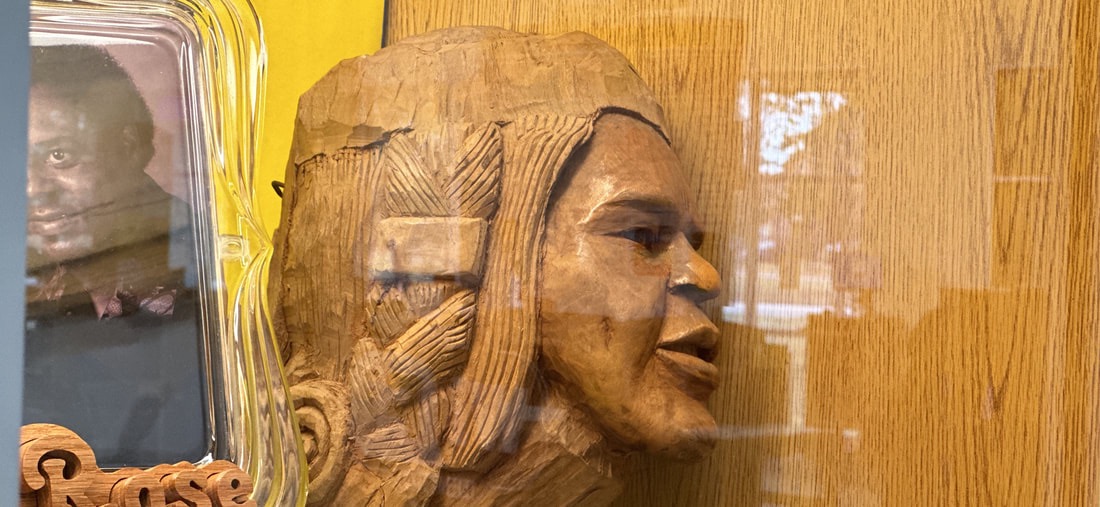 Wildlife & Animal Carvings
